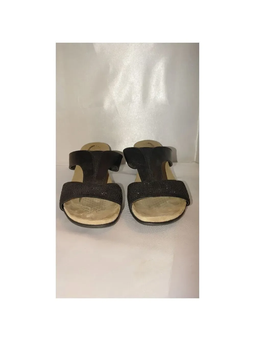 Axxiom Arika Sandals Size 9M